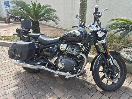 ROYAL ENFIELD METEOR 650 INTERSTELLAR ROYAL ENFIELD METEOR 650 INTERSTELLAR